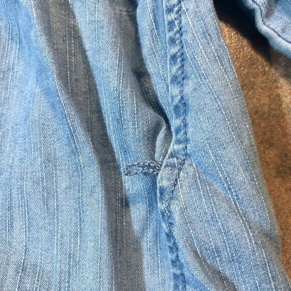 Motherhood Maternity Denim Button Down Rolled Tab Sleeve Blouse Size Medium - Picture 3 of 13